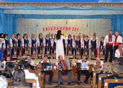 Народному самодіяльному ансамблю пісні і танцю «Хлібодари» – 25 років